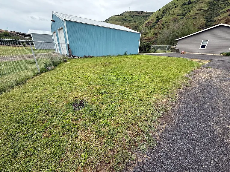 20324 Clearwater Dr — Photo 36