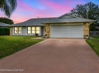 103 Lancaster St, Sebastian, FL 32958