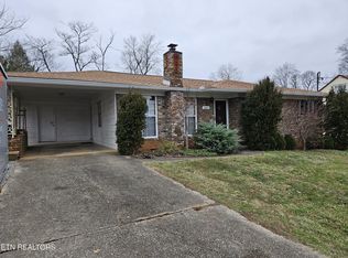 1801 NE Charles Dr, Knoxville, TN 37918