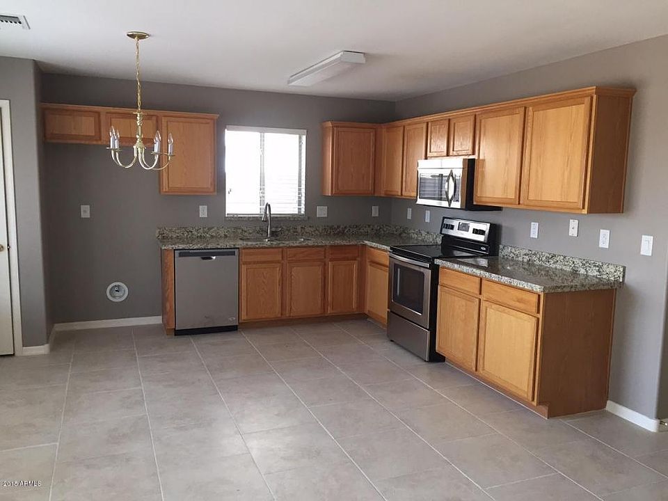 1st image of 36512 W Padilla St