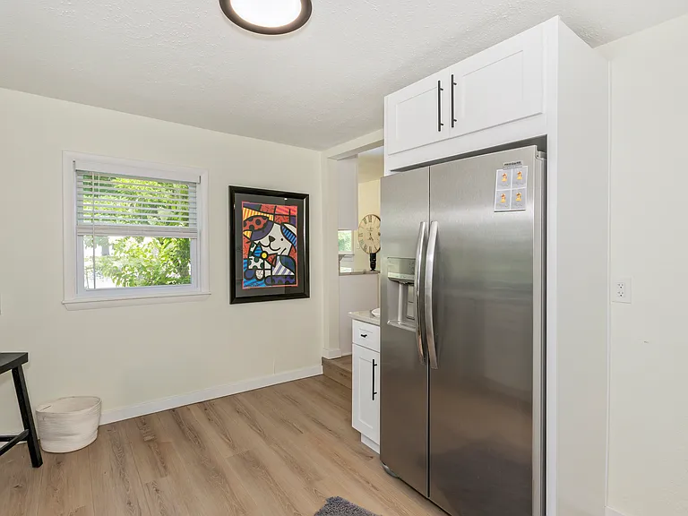 569 Bishop Rd — Photo 4