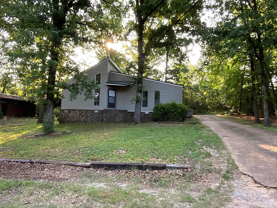 1st image of 360 Greg St