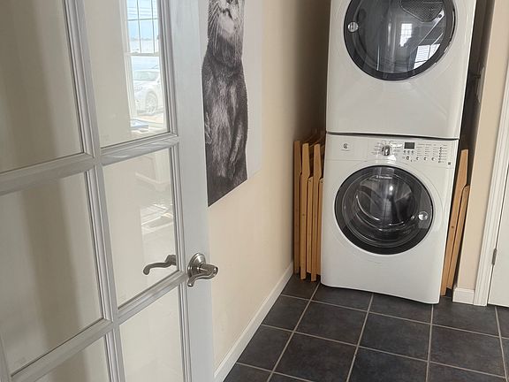 1st Floor Washer/Dryer