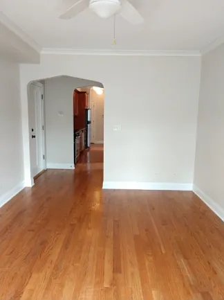 2704 W Ainslie St #6-2 — Photo 3
