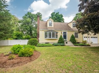 17 Nash Rd, Acton, MA 01720