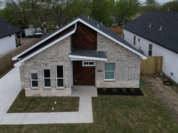 2426 Frank Henderson Jr Dr, Dallas, TX 75216
