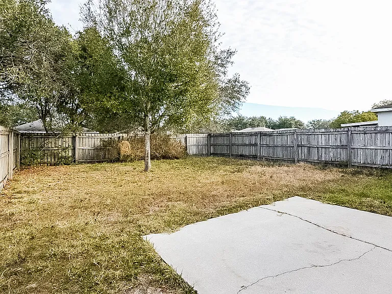 1022 Harvest Moon Dr — Photo 15
