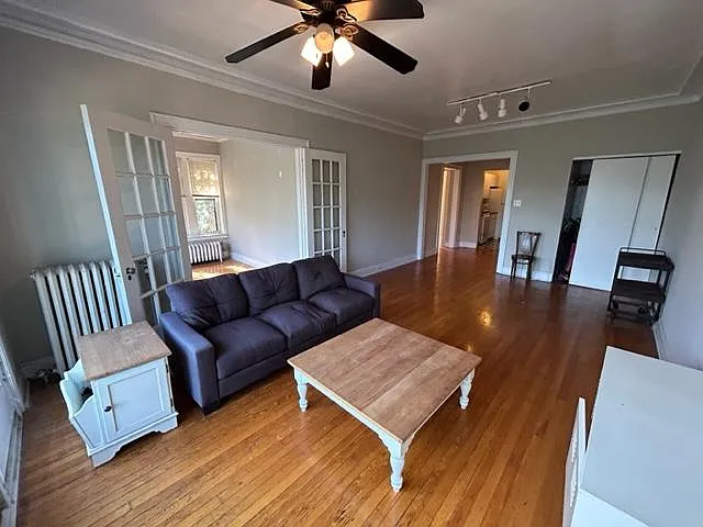 1154 W Lunt Ave #317 — Photo 3
