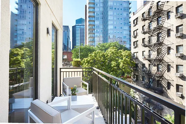 Rented by OGI Management | media 10