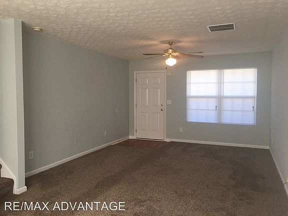 2nd image of 6070 Flagstaf Walk
