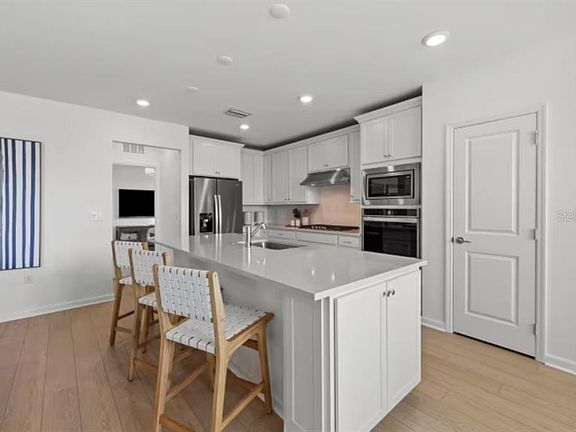 5th image of 3948 MARBURY COURT
