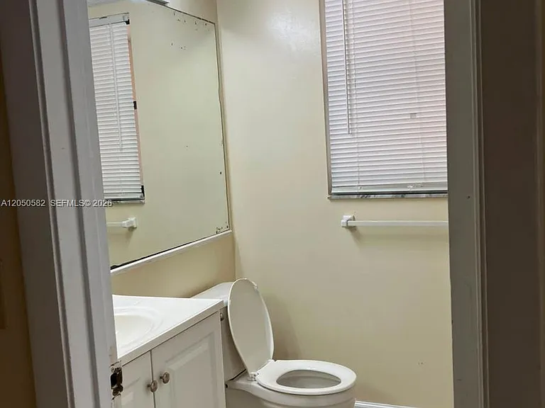 4441 W McNab Rd #15 — Photo 11