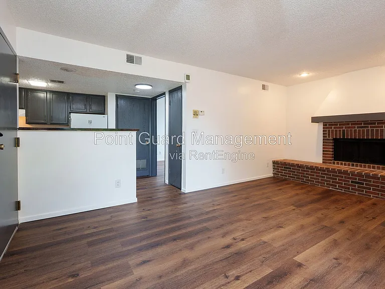 Midtown Place Apartments — Photo 20