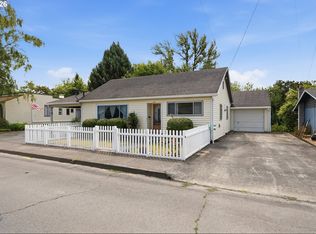 730 E Main St, Sheridan, OR 97378