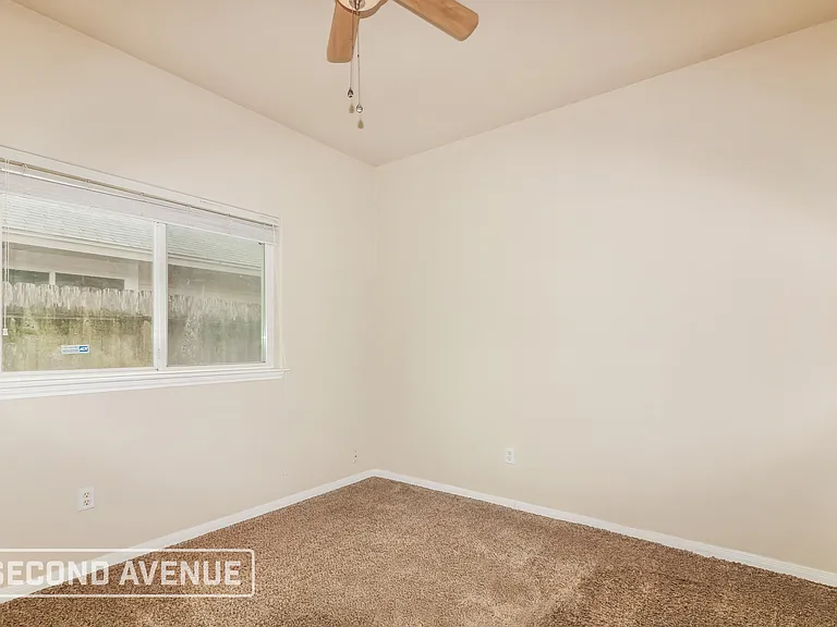 2613 Las Brisas St — Photo 16
