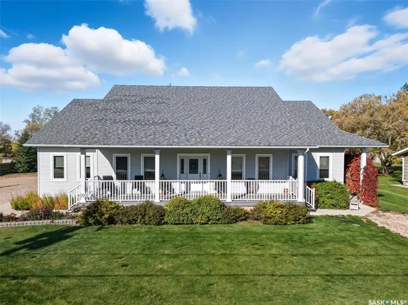 4005 3rd AVENUE W, Waldheim, SK S0K 4R0