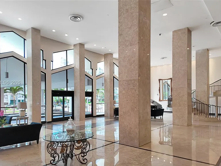 5601 Collins Ave #711 — Photo 26