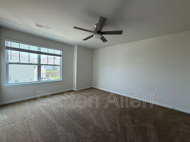 138 Marathon Ln — Photo 21