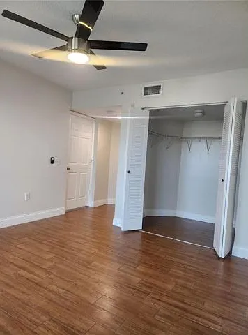 317 Villa Cir — Photo 12