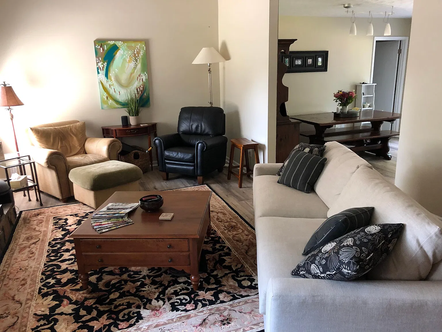 3 bed, 1935 sqft, $3,340 — Photo 2