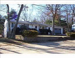 1st image of 12 Valerie Dr