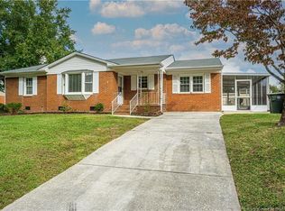 5623 Birch Rd, Fayetteville, NC 28304