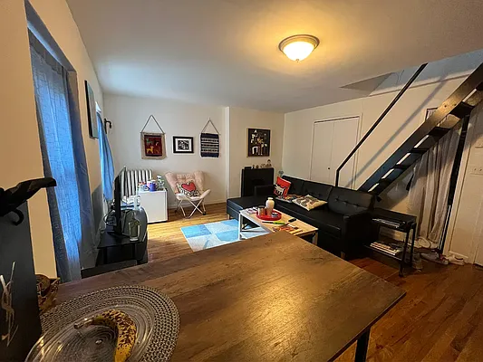 Rented by Brighton Management | media 3