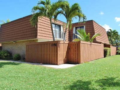 3900 County Line Road #17 B, Jupiter, FL, 33469