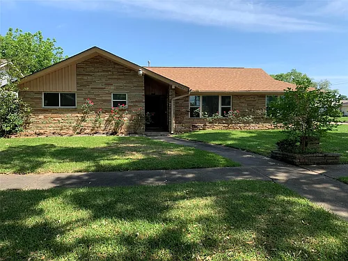 4002 Mischire Dr Photo 1