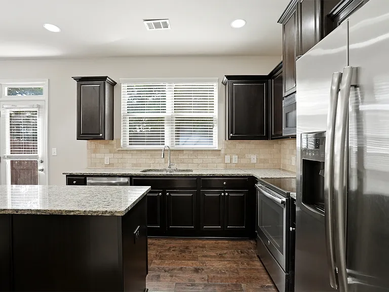 2244 Spicy Pine Ln — Photo 11