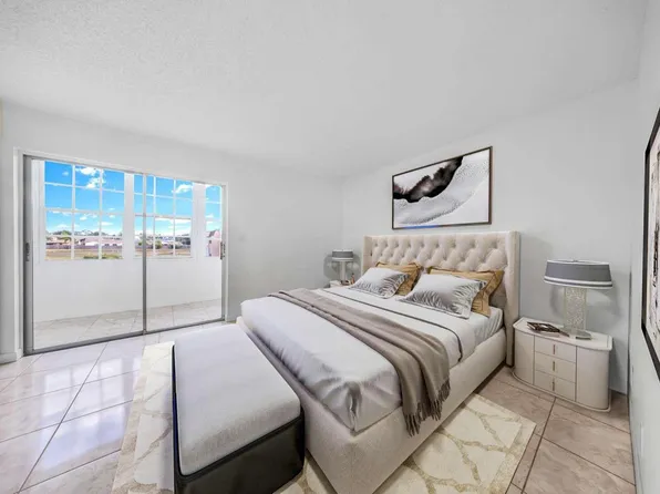 9101 Sunrise Lakes Boulevard #216, Sunrise, FL 33322