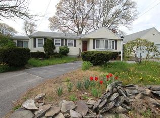23 Gardonia St, Wareham, MA 02571