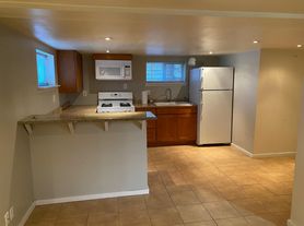 519 W McGraw St, Seattle, WA