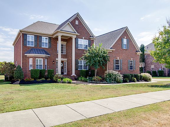 4th image of 6018 Stags Leap Way