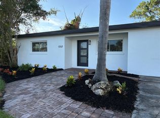 7703 Glenview Ln, Tampa, FL 33615