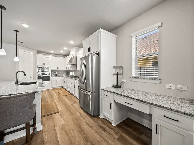 1604 Moss Trail Ct — Photo 29
