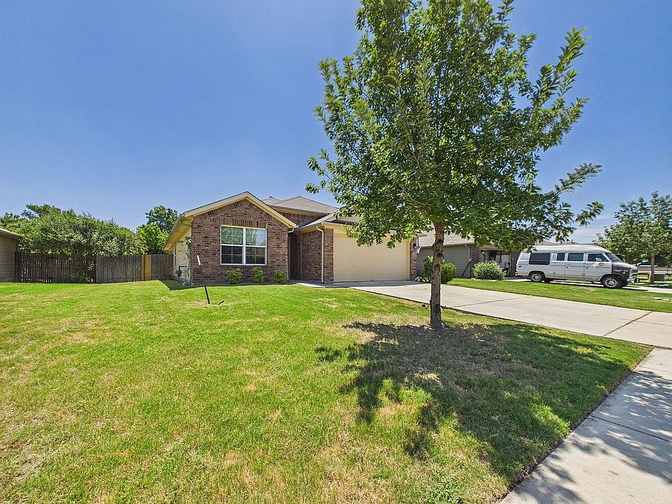 1st image of 607 Luna Vista Dr