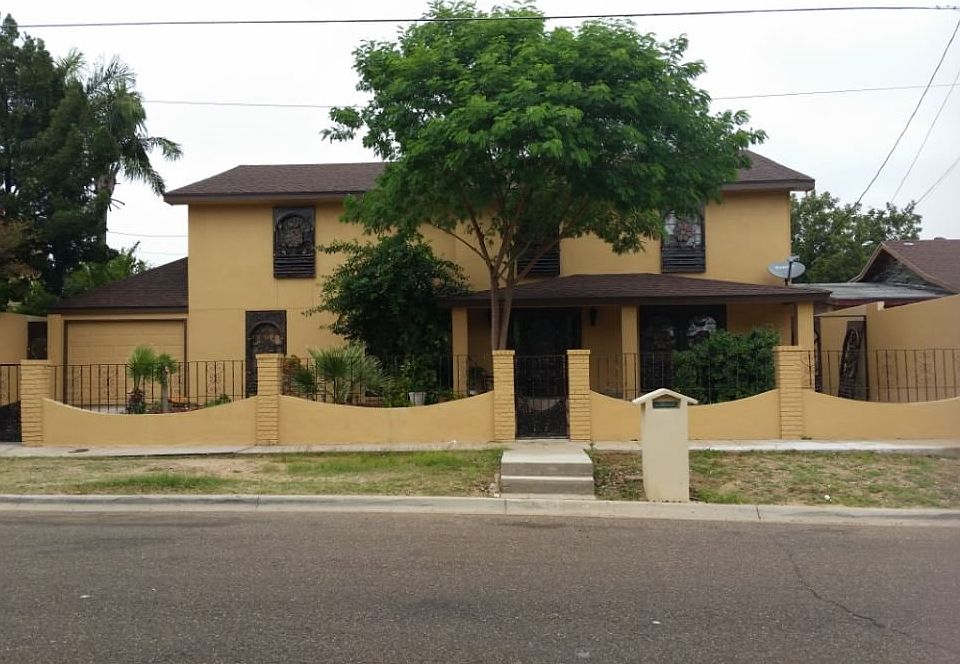 1st image of 1808 Piedra China St