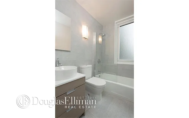 Rented by Douglas Elliman | media 16