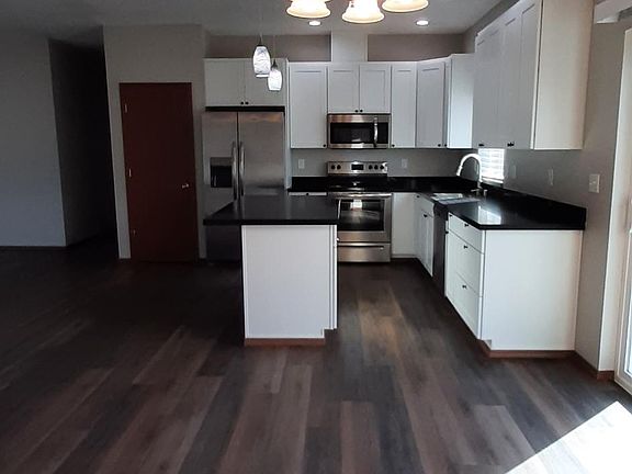4th image of 1117 Ellinor Ave