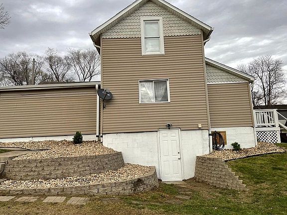 3rd image of 1124 S 8th St