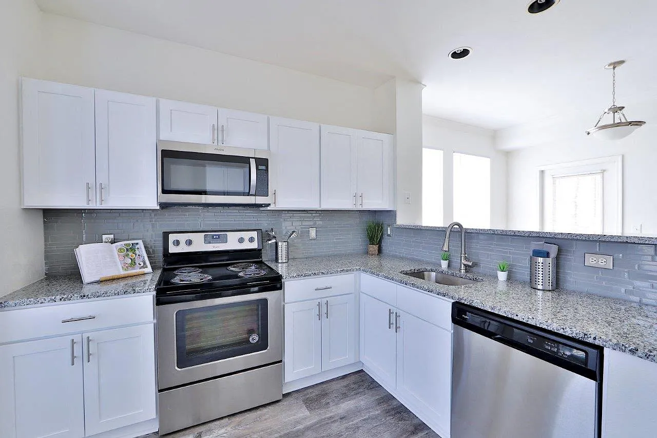 Village at Potomac Falls Apartment Homes — Photo 1