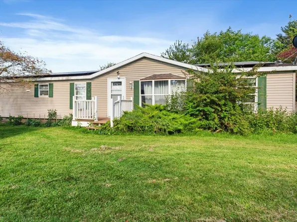 6204 Flannigan Rd, Orleans, MI 48865