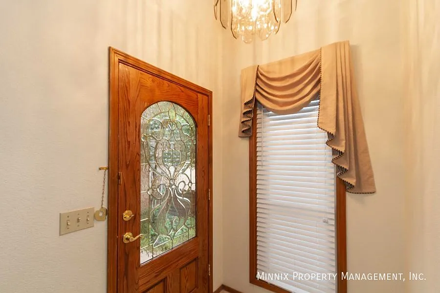 3420 Sleepy Hollow Blvd. — Photo 3