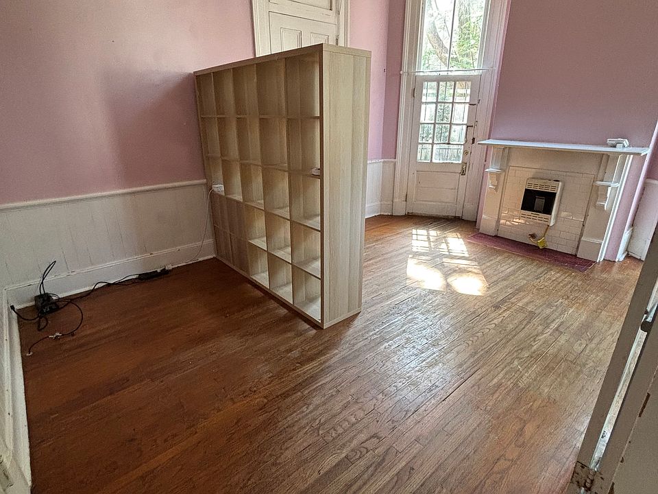 1st image of 1644 Amelia St #E