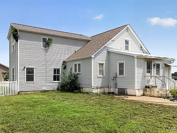 5th image of 904 Sheridan Ln