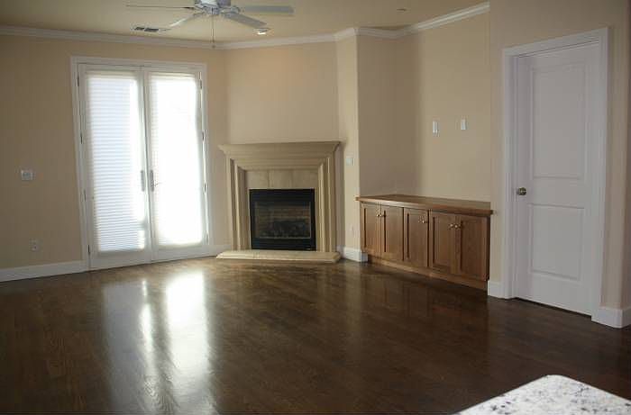 Living room/Fireplace