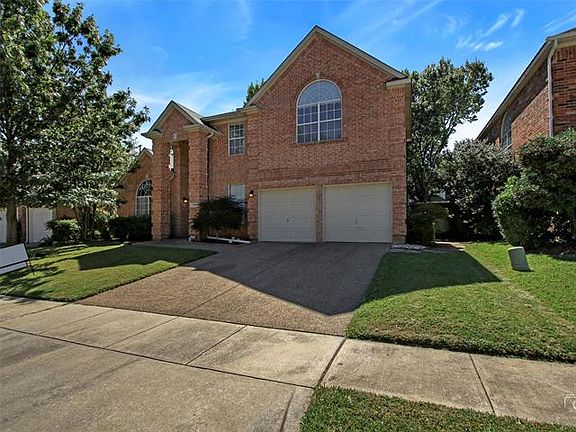2nd image of 2105 Green Hill Dr