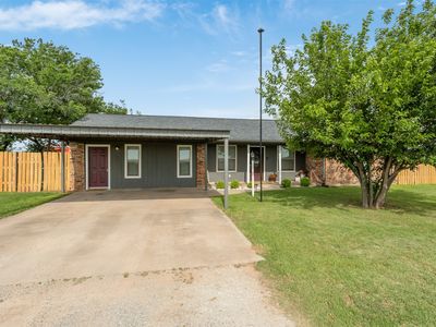 717 N West Ave, Holliday, TX, 76366