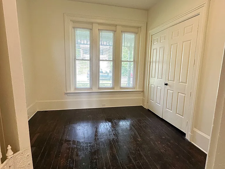 930 Summit Ave #2 — Photo 7